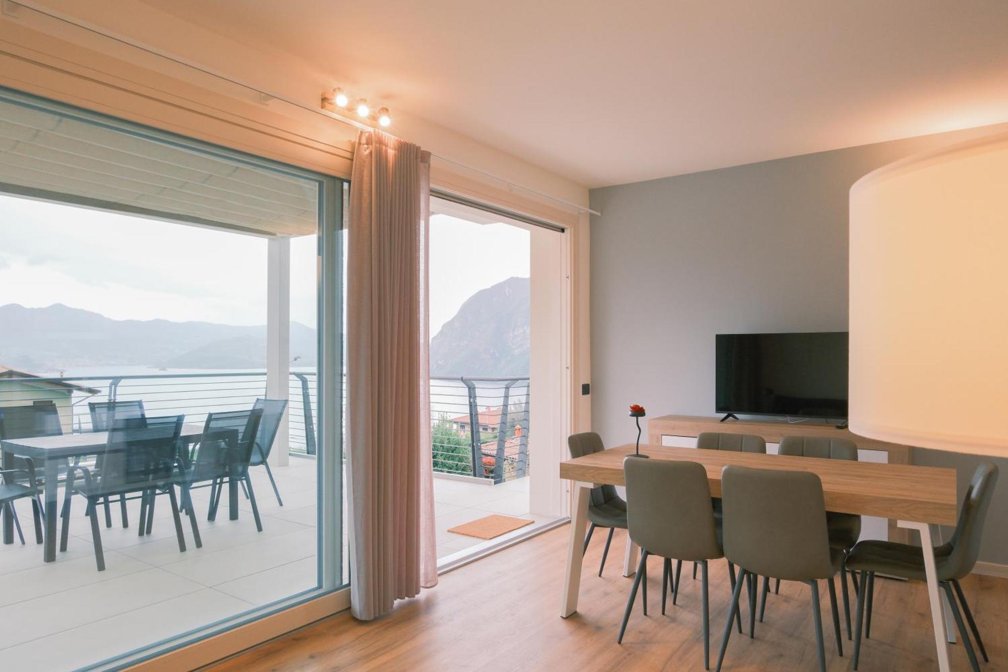 ריבה די סולטו Costa Blu - Terrace Overlooking The Lake & Pool מראה חיצוני תמונה