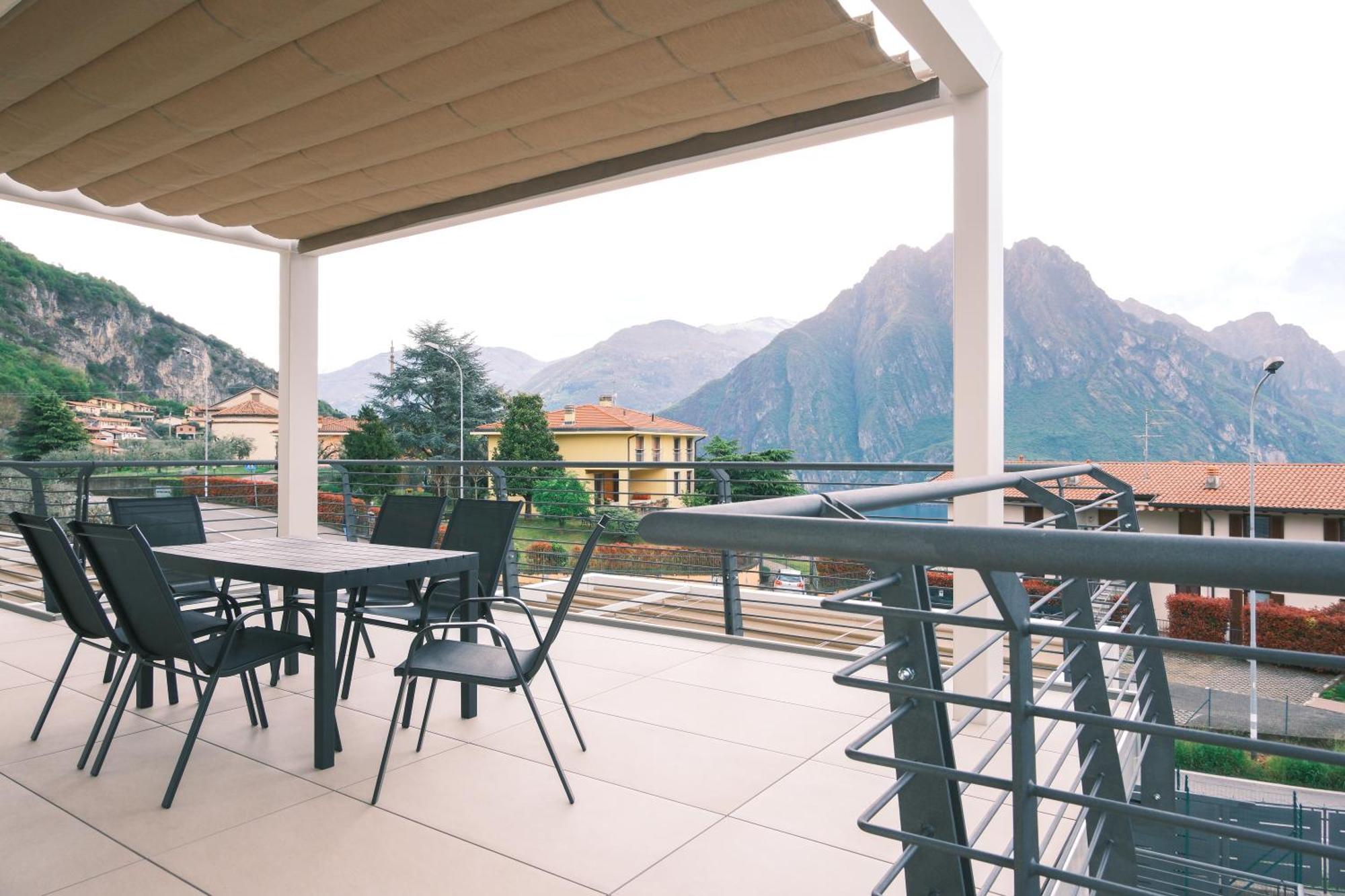 ריבה די סולטו Costa Blu - Terrace Overlooking The Lake & Pool מראה חיצוני תמונה