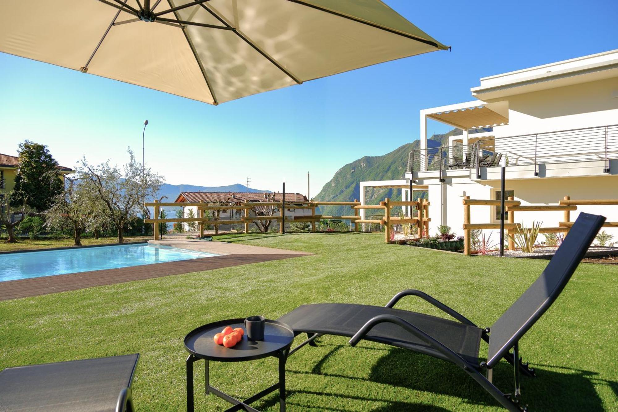 ריבה די סולטו Costa Blu - Terrace Overlooking The Lake & Pool מראה חיצוני תמונה